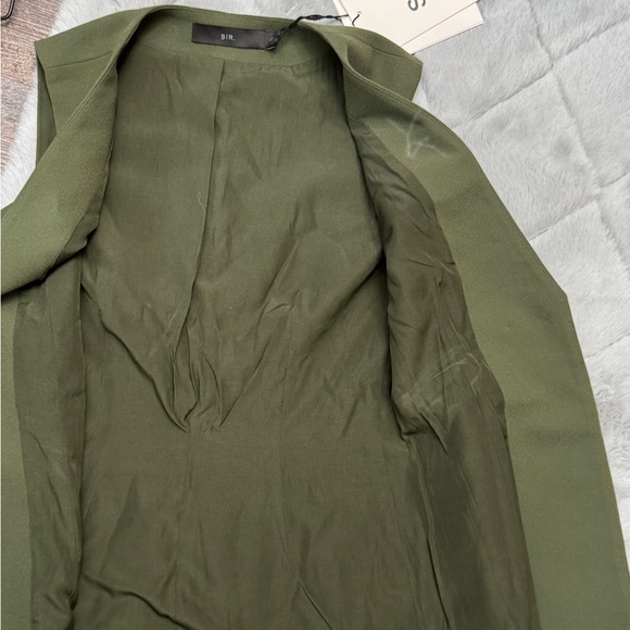 Sir The Label Gilles Vest Olive Green XS Sleeveless Blazer Top NWT Structured - Picture 13 of 16